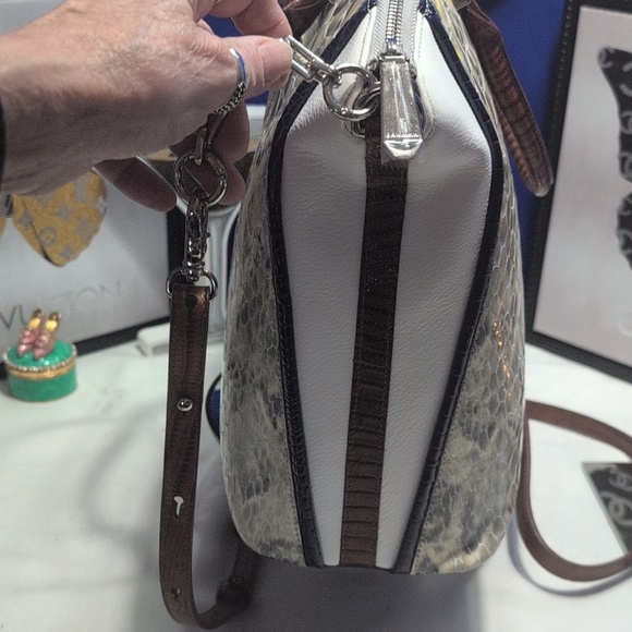 Brahmin Duxberry Snakeskin Embossed With Whiten And Brown Croc Embossed Handles! - Picture 9 of 17